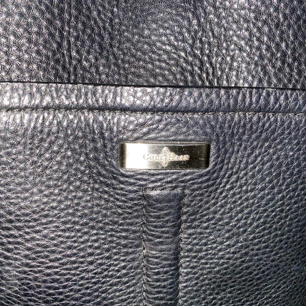 COLE HAAN ~ Black Pebble Leather ~ Shoulder Bag - Picture 4 of 12